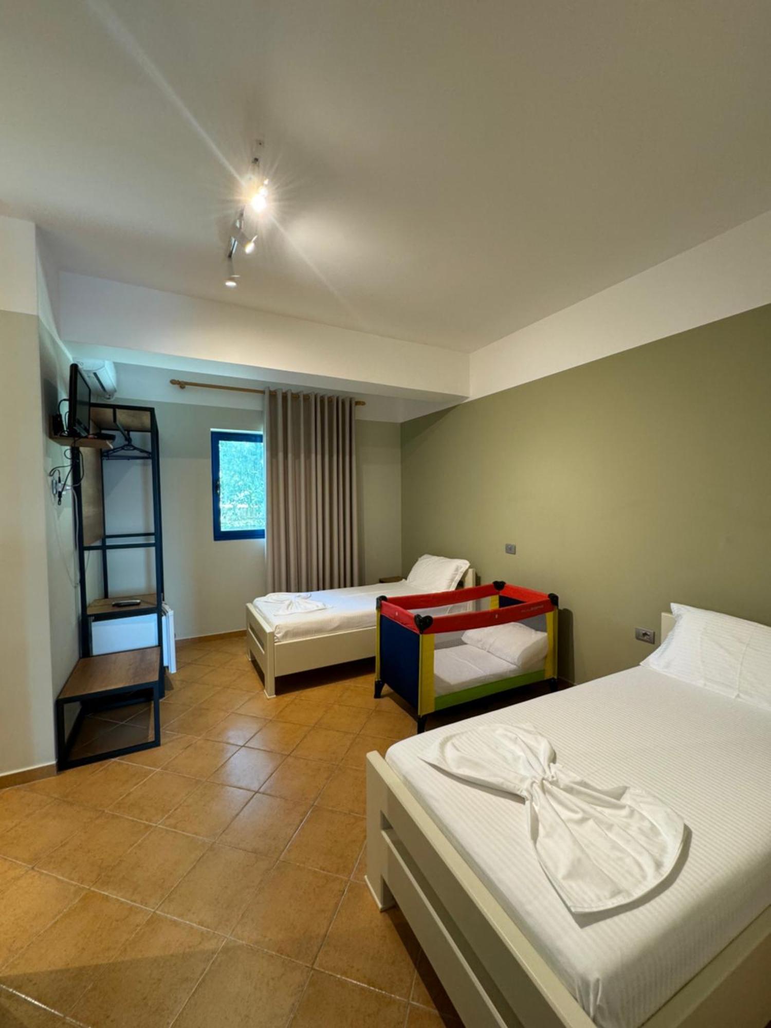 Hotel Cekodhima Radhime Bagian luar foto